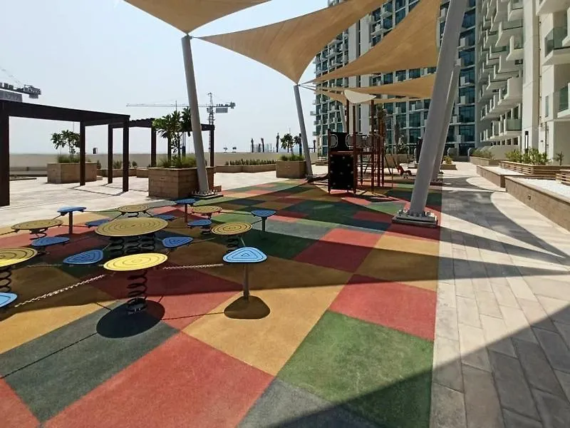 Elegant Studio In Al Jaddaf With Modern Amenities Dubai Apartment